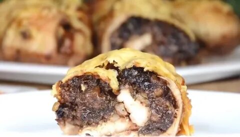 Рулет чернослив грецкий орех и курица
