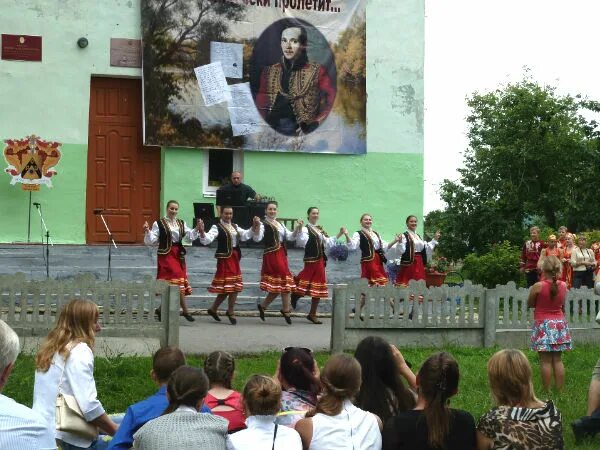 Кропотово-Лермонтово Становлянского района Липецкой области. Петрищевская средняя школа Становлянский р-он Липецкая область. Усадьба Кропотово-Лермонтово Липецкая область. Директор Лукьяновской школы Становлянского. Газета звезда становлянского