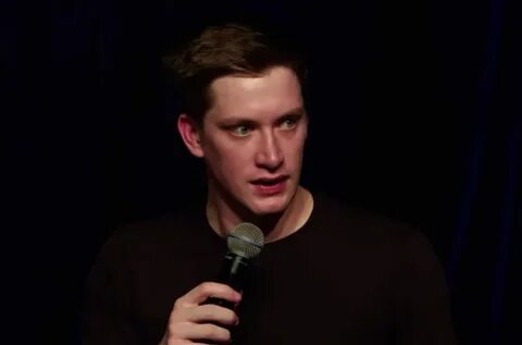 Daniel Sloss.