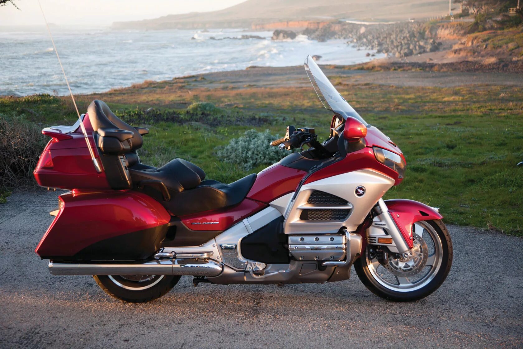 Мотоцикл honda gold wing