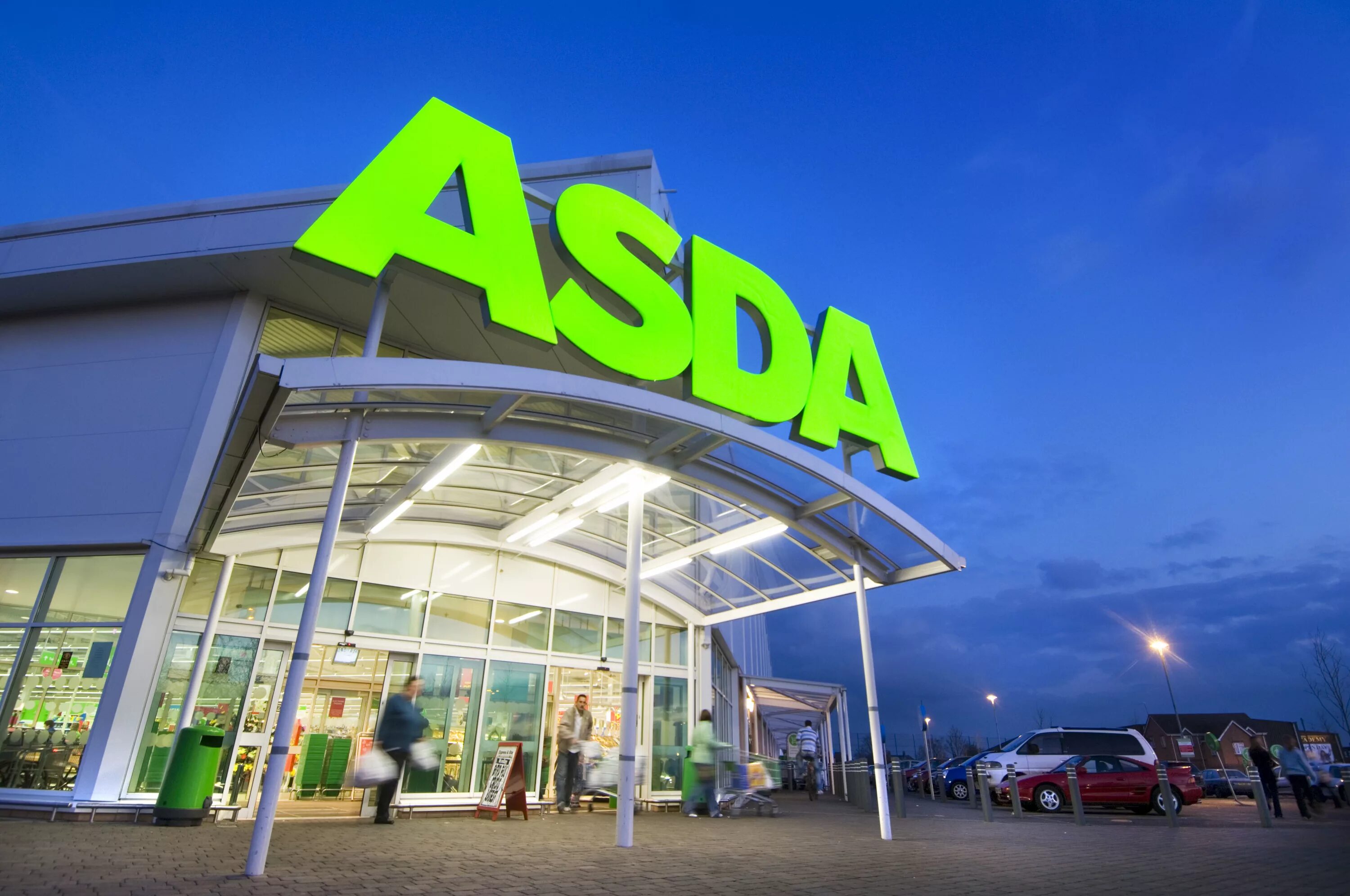 Asda магазин. Магазин Асда в Англии. Asda — сеть супермаркетов. Asda логотип.