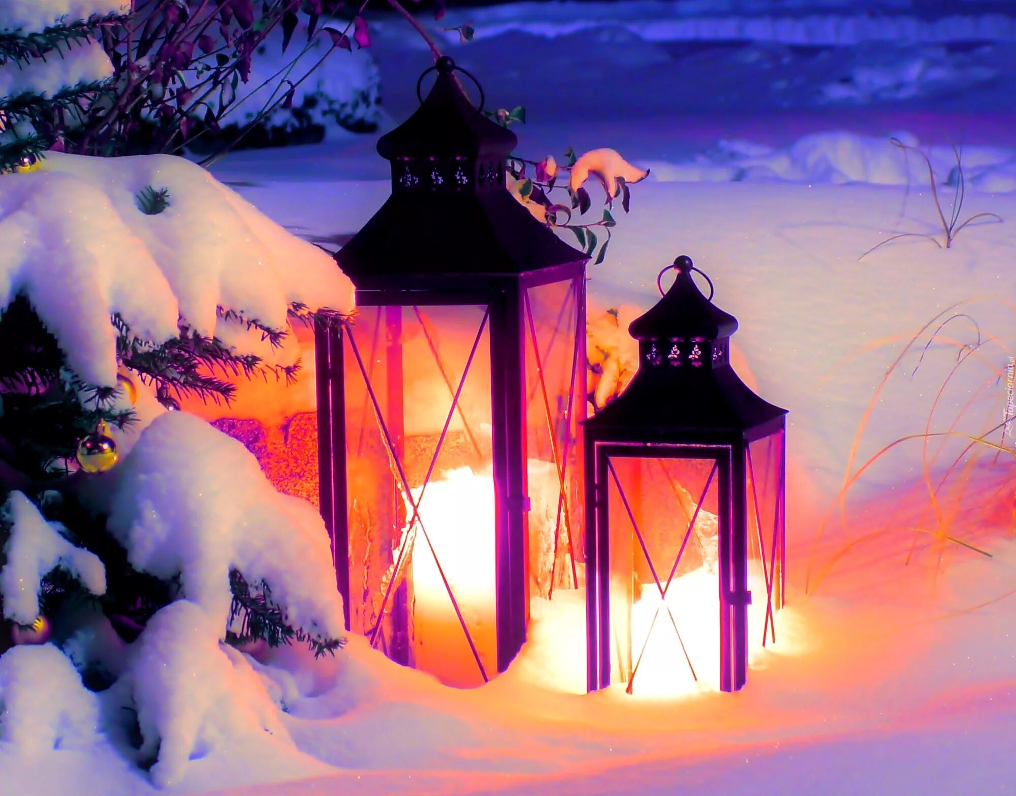 Заснеженный фонарь. Новогодняя атмосфера. Зимний фонарик. Зимний фонарик. Зима фонарь.