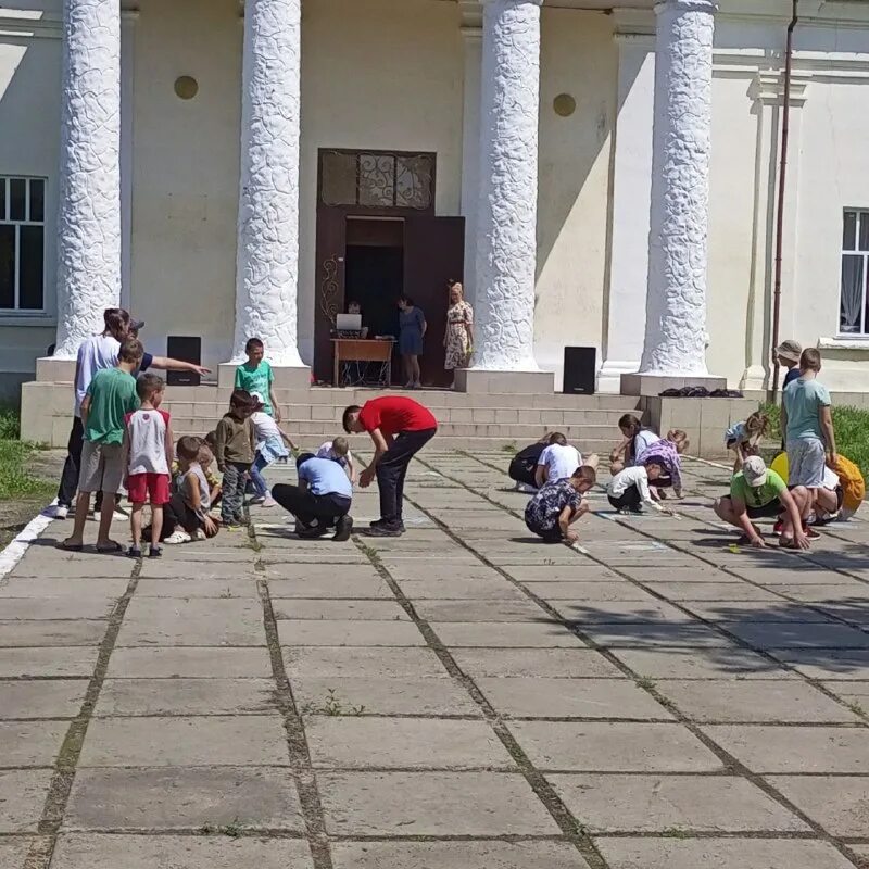 Синоптик новотроицкое херсонской. Новотроицкое херсонская область сейчас военные. Новотроицкое херсонская. Новотроицкое херсонская область. Г.