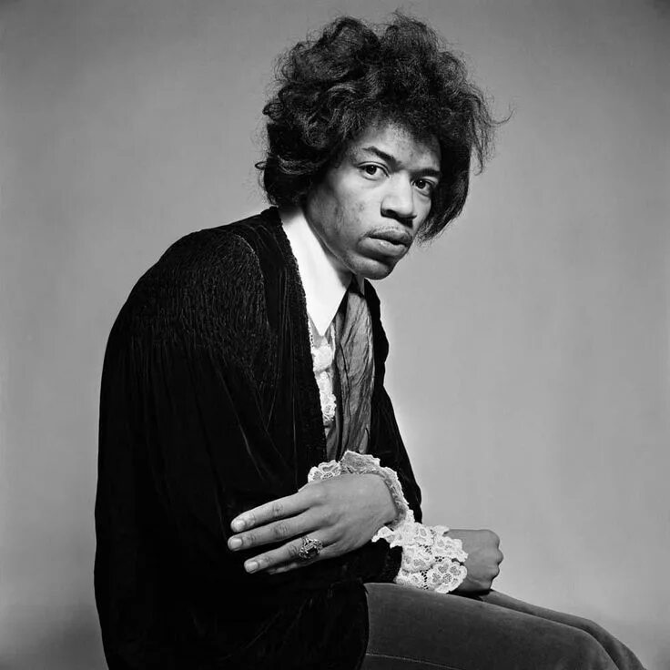 Фото джими. Джимми хендрикс фото. Jimi hendrix "band of gypsys". Гитарист хендрикс. Джимми хендрикс фото.