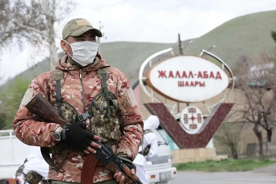 Прогноз погоды джалал абад на 10 дней. Блок пост Джалал Абад. Ночной Джалал Абад. Город Джалал-Абад Ошской области. Октябрьский Джалал Абад.