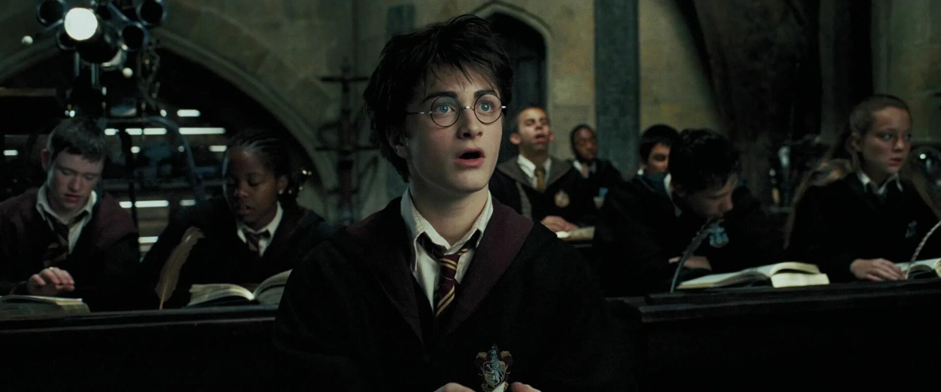 Гарри гарри гарри поттер мистер поттер поттер поттер мистер поттер. Волшебник гарри поттер. Грустные момент из гарри поттер и орден феникса. Harry potter with subtitles download. Harry potter with subtitles download.