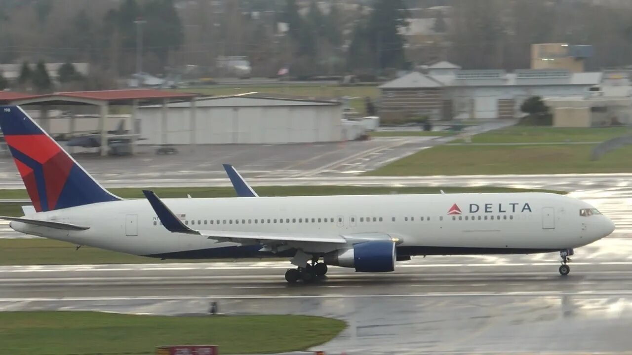 Boeing 76. Боинг 76. Авиакомпании и аэропорты delta airlines. Boeing 767 delta. Boeing 767-300er delta air lines.