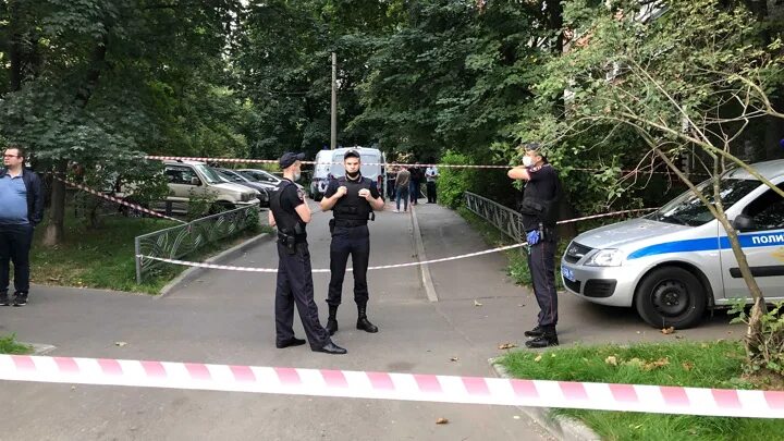 Реакция запада на теракт в москве. Взрыв гранаты на малой набережной. Взрыв гранаты в Москве в квартире 2021. Граната взрыв в квартире. Спасение детей от взрыва гранаты.