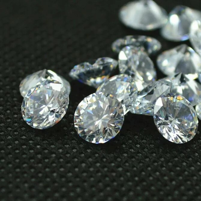 фианит бриллиант муассанит стразы сваровски. фианит, топаз, муассанит бриллиант. кубический цирконий и фианит. белый циркон камень. стразы циркон 500шт 1,5мм.