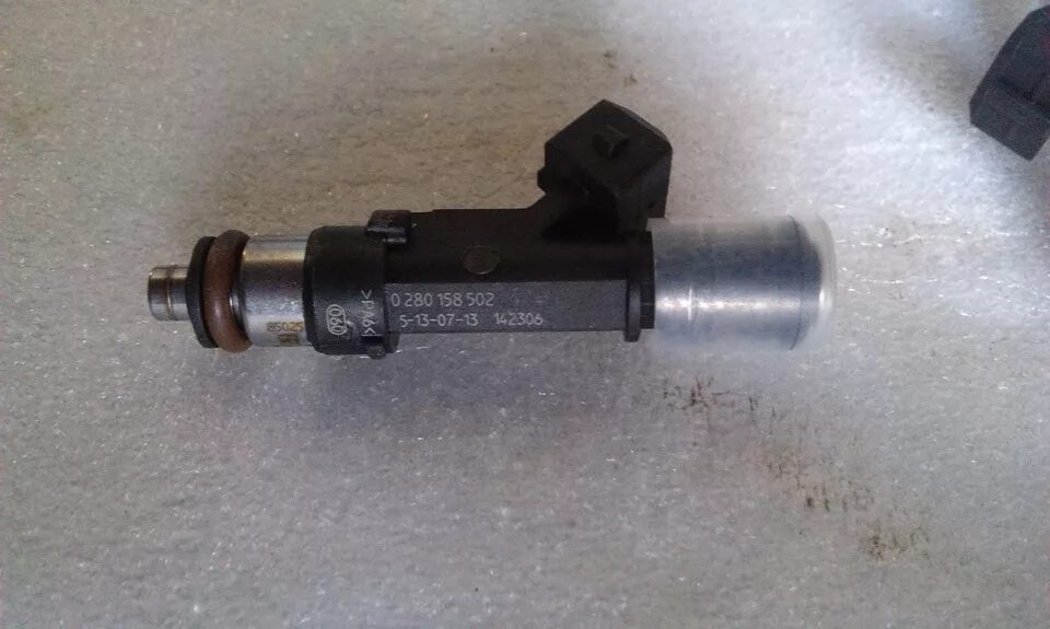 Форсунки ваз 502 бош. Форсунки 502. Форсунка 2110 bosch. Форсунка 502 bosch. Форсунки 502 ваз.
