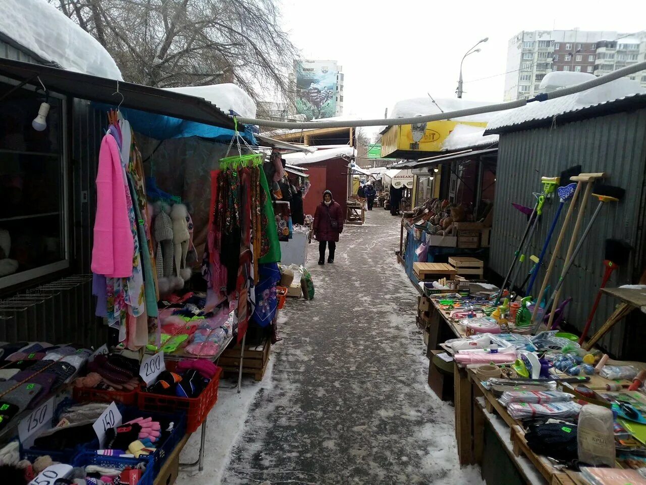 Самара Кировский вещевой рынок 90-е. Центральный рынок Самара. Город Самара Кировский рынок. Троицкий рынок Самара 90-е.