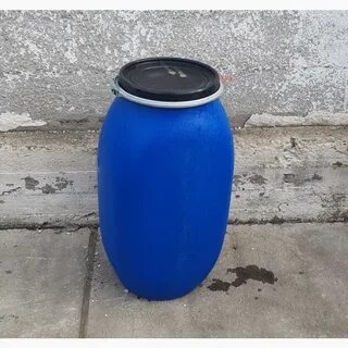 Пластиковые бочки с хомутом