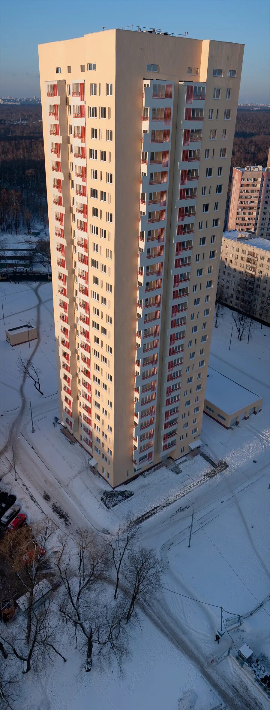 Проспект луначарского 72. Мкр дск д 3 иваново. Пичугина 5 владимир. Вид входа в подъезд. Подъезд панельки.