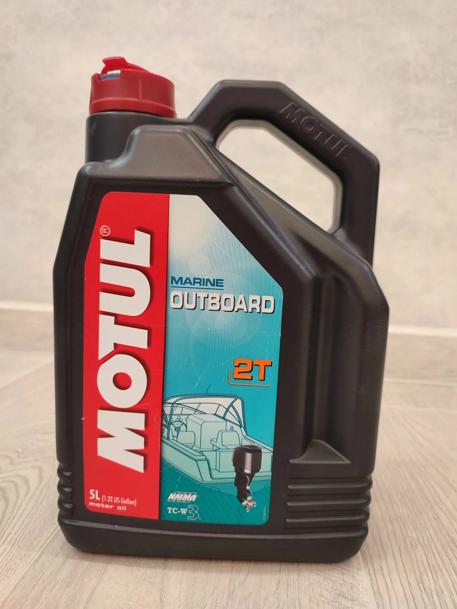 Масло motul outboard 2t