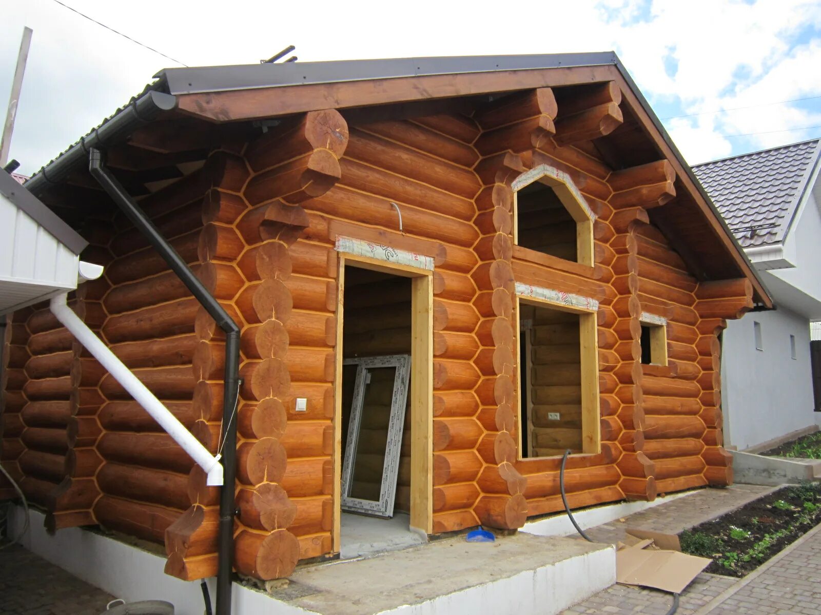 Бревна под ключ. Дом сруб под ключ. домики из бревна под ключ. дом из сруба под ключ. дом из бревна под ключ.