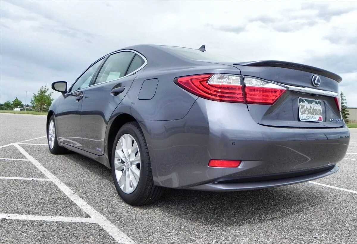 Lexus баку. Lexus es300h 2014. lexus es 300h. lexus es 300h hybrid. lexus es 300 2014.