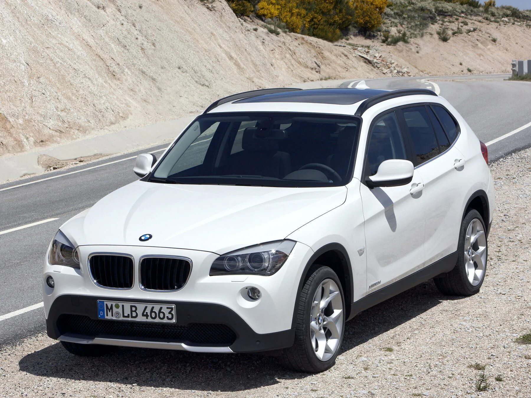 Bmw x1 e84 2009. Бмв х1 2013 дизель. Бмв х1 седан. Bmw x1 gt. Х х 1 60.