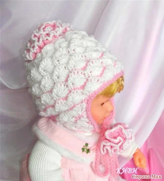 Вязаный капор для девочки. Зимние девочки крючком. Вязаные детские шарфы. Шапка для девочки спицами. Шапка вязаная для девочки.