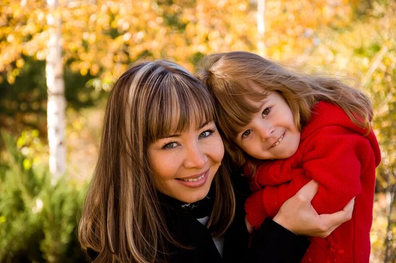 Дочь от предыдущего. Ольга францева фотограф дети. Счастливая мама с телефоном. Дочь от предыдущего. Мамочкина дочка.