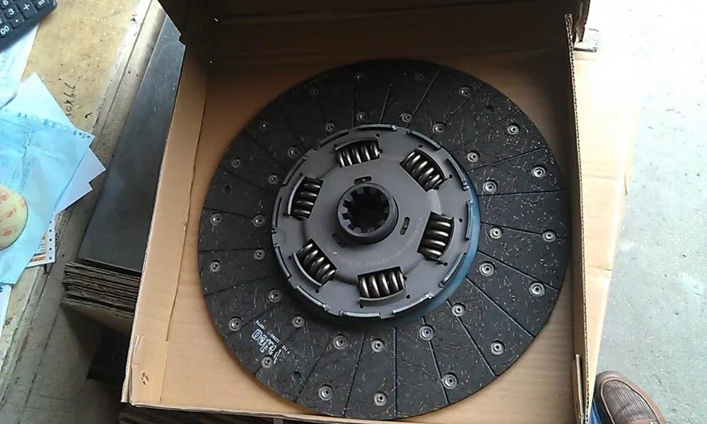 Диск сцепления zf. Диск сцепления howo a7. wg9114160020. wg9114160020_leo.
