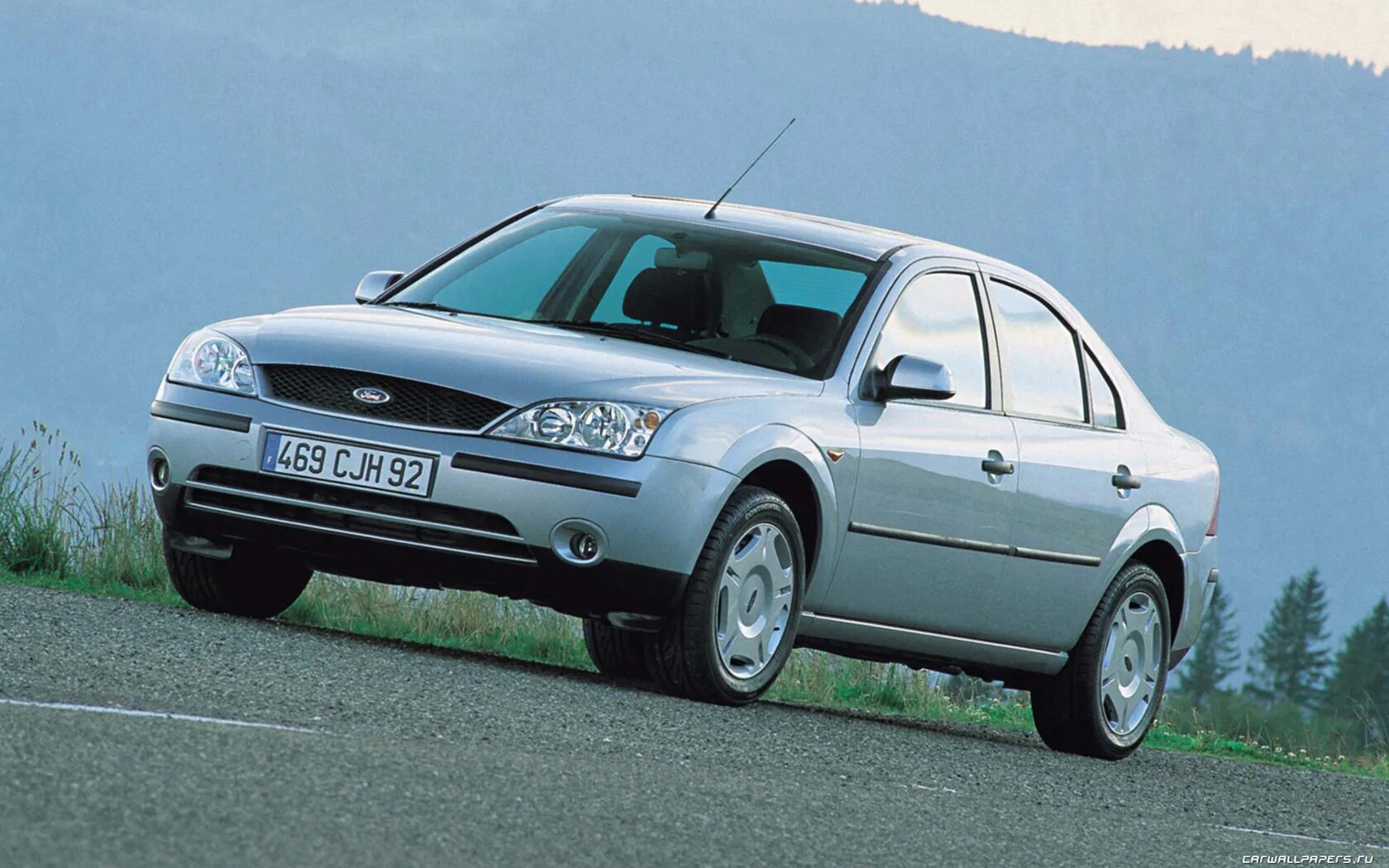 Старые 2000 2005. Форд мондео седан 2000. форд мондео седан 2003. форд мондео 2. форд мондео 3 хэтчбек.