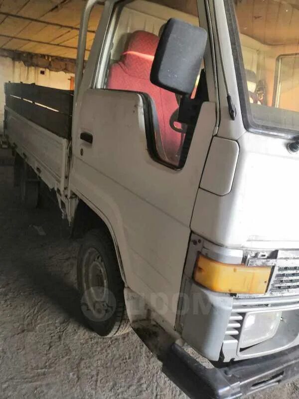 Toyota Hiace 1991 грузовик. Тойота Хайс бортовой. Грузовики Хайс бортовые. Тойота Хайс бортовой грузовик lh65.