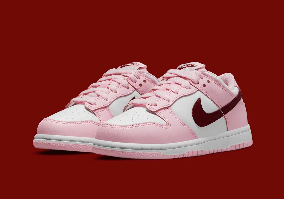 Nike dunk розовые. Nike SB Dunk Low Pink Pigeon. Wmns Nike Dunk Low Elite SB. Nike Dunk SB Pink. Nike Dunk Low Pink Foam.