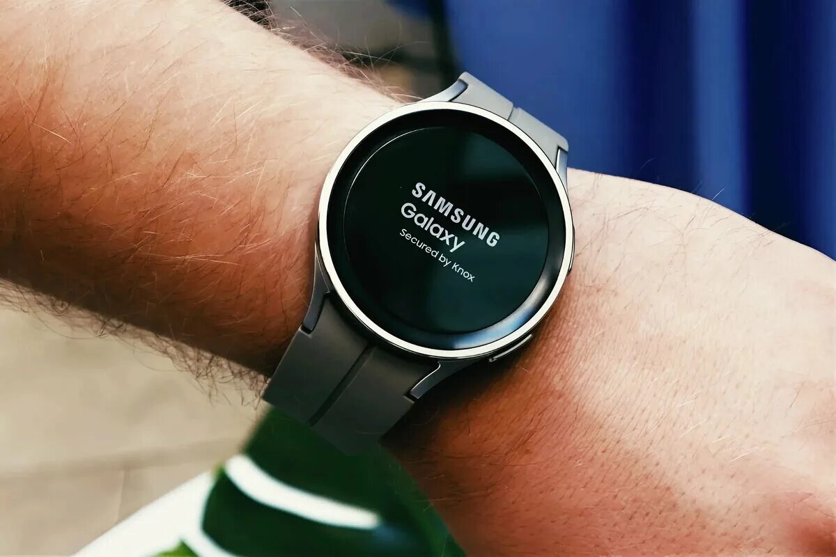 Купить Samsung Galaxy Watch 4 44mm, алюминий, серебристый (РСТ): цены и доставка