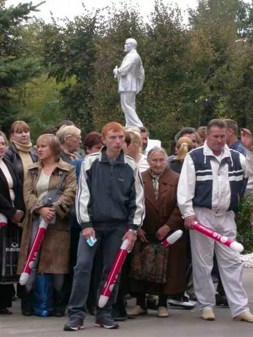 Погода в унече по часам. Погода в Унече на 3 дня. Погода Унеча на 10 дней. Унеча клуб 1 мая фото. Погода в Унече.