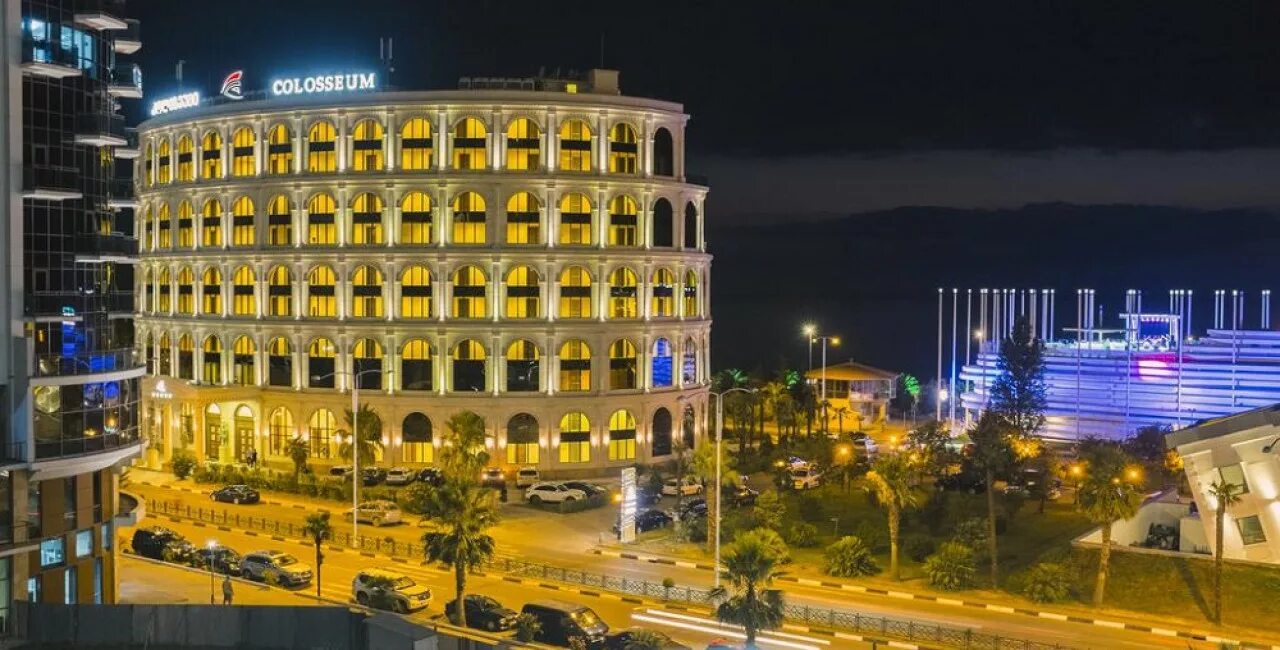 Колизей батуми. Colosseum marina hotel batumi,. Батуми отель colosseum. Отель колизей батуми. Гостиница колизей в батуми.