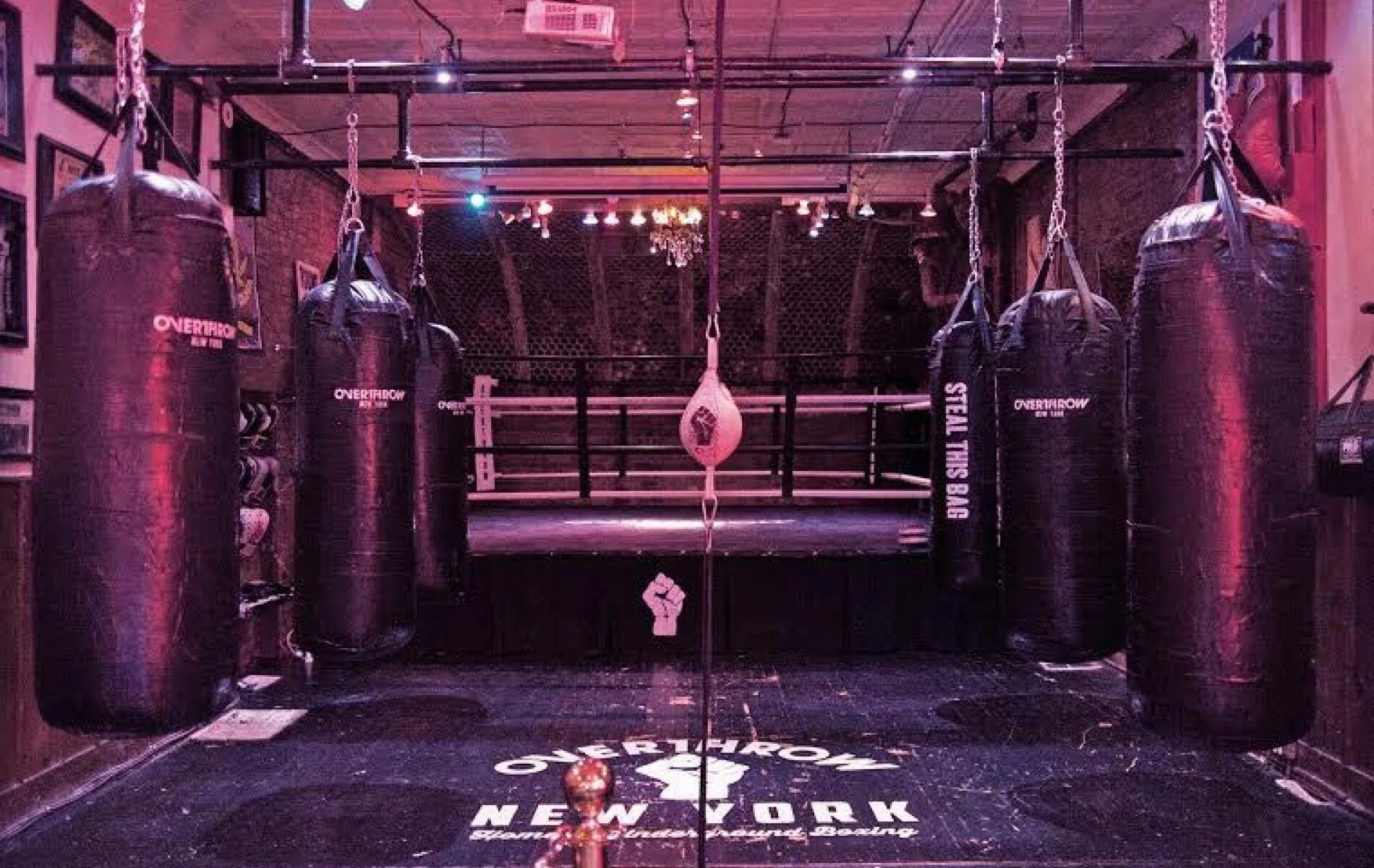 Old boxing gym. Backyard boxing workout, санкт-петербург, гороховая улица. Боксерский зал. Fight spirit gym, посёлок тельмана. Комната бокса.