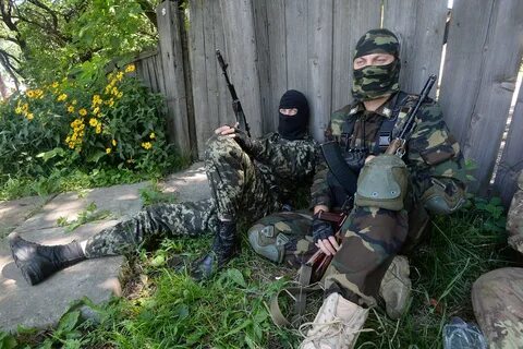 Бойцы донбасс