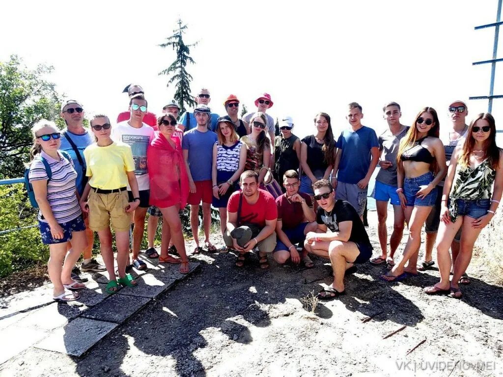 May camp. Студенческий лагерь МЭИ Алушта. Лагерь МЭИ Алушта. Спортивно-оздоровительный лагерь МЭИ, Алушта. Летний лагерь МЭИ В Алуште..