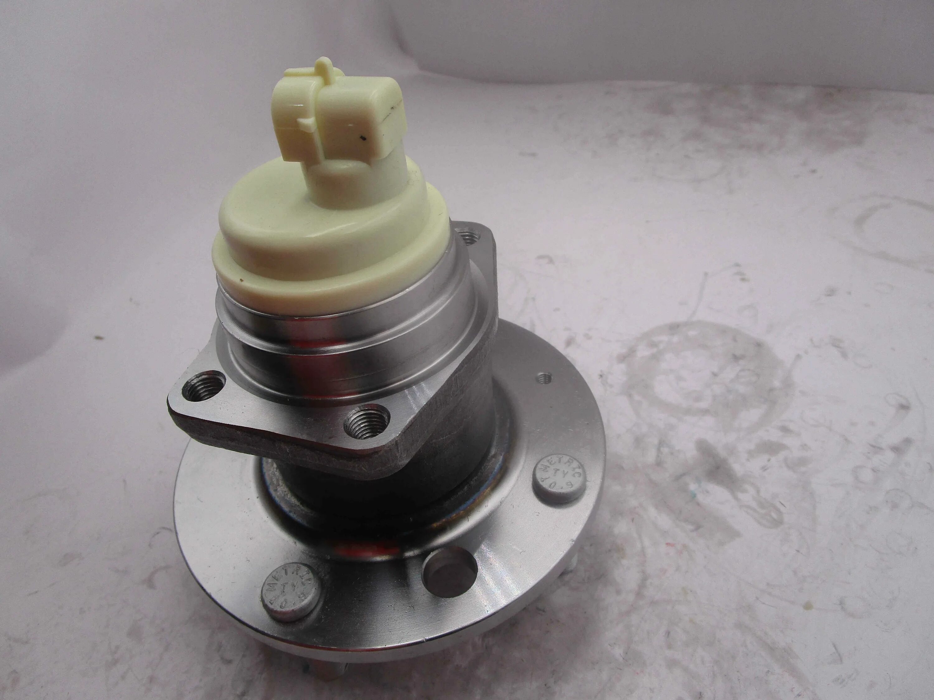 Задний ступичный лачетти ступичный подшипник. Подшипник ступицы шевроле лачетти. Lacetti задний подшипник ступичный. Ступица передняя daewoo gentra. Передняя ступица шевроле лачетти.