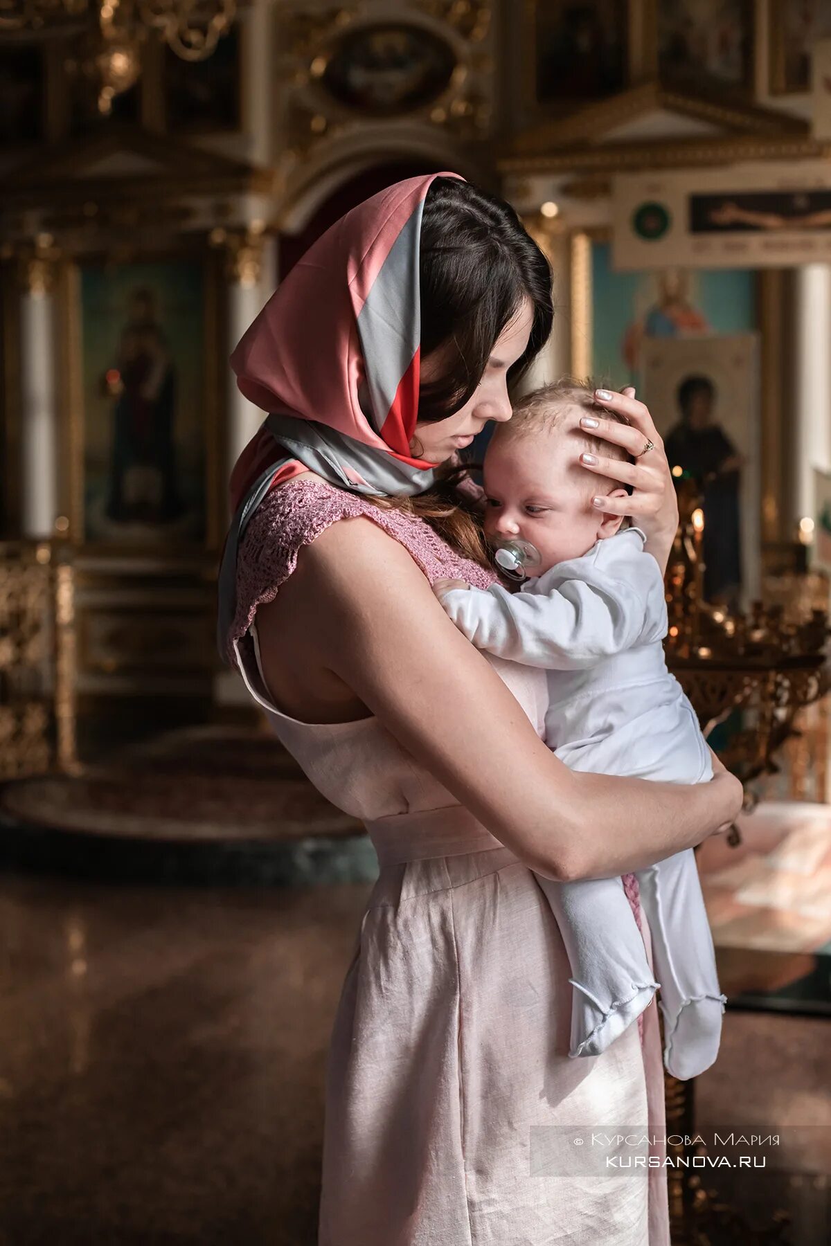 Фотограф крестин. Фотограф на крестины. Крестины фотосессия. Фотограф крестин. Фотограф крестин.