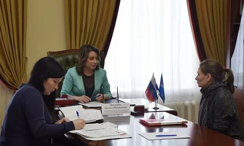 Заместитель руководителя управления федеральной службы