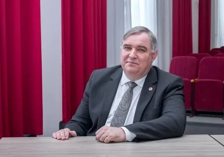 Макарихин