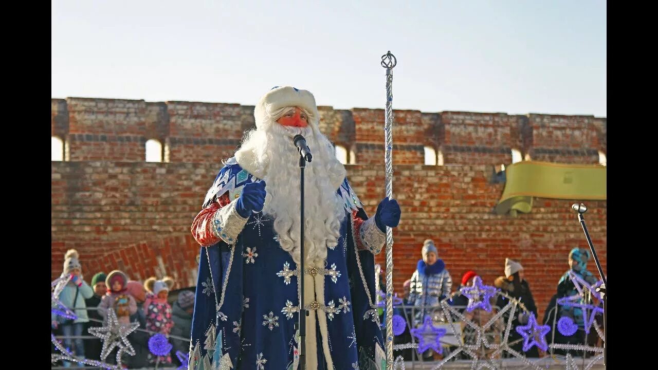 Дед в кремле. Дед мороз в кремле. дед мороз в казанском кремле. дед мороз 2019. дед мороз в кремле 2025.