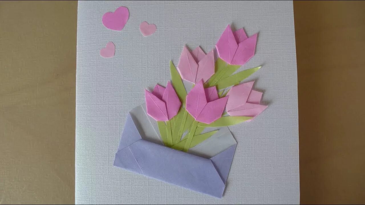 Поделки из бумаги подарок маме. Цветы маме на день рождения из бумаги. Букет оригами. Открытка с цветами из бумаги. Цветы маме на день рождения из бумаги.