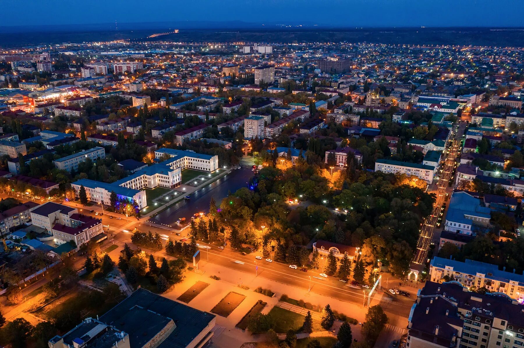 Численность населения города черкесска. Г Черкесск Карачаево-Черкесская Республика. Карачаево-Черкесская Республика столица город Черкесск. КЧР Черкесск. КЧР Республика столица.