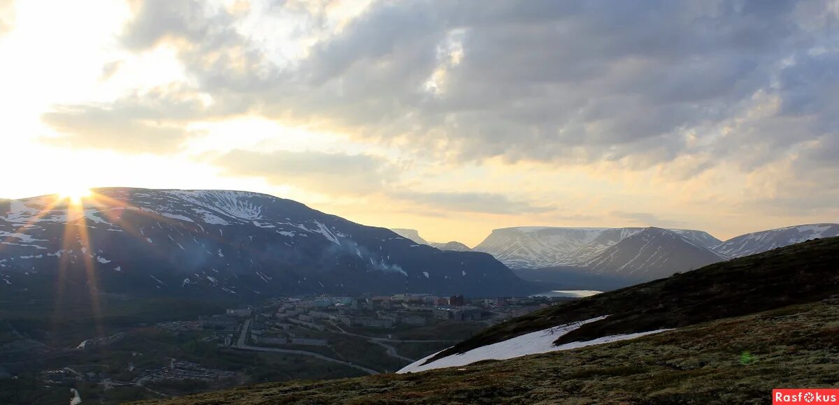 фотограф кировск. кольский в мае. хонсвончёр хибины. хибины май. хибины в мае.