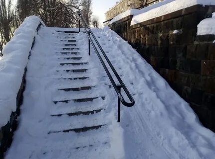 Выберите опасность соответствующую источнику опасности обледеневшая лестница