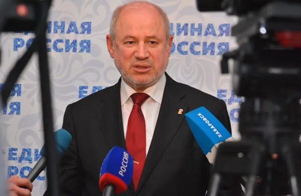 Ректор тогу. Сергей иванченко. иванченко сергей николаевич ректор. иванченко сергей николаевич хабаровск. единая россия хабаровск.