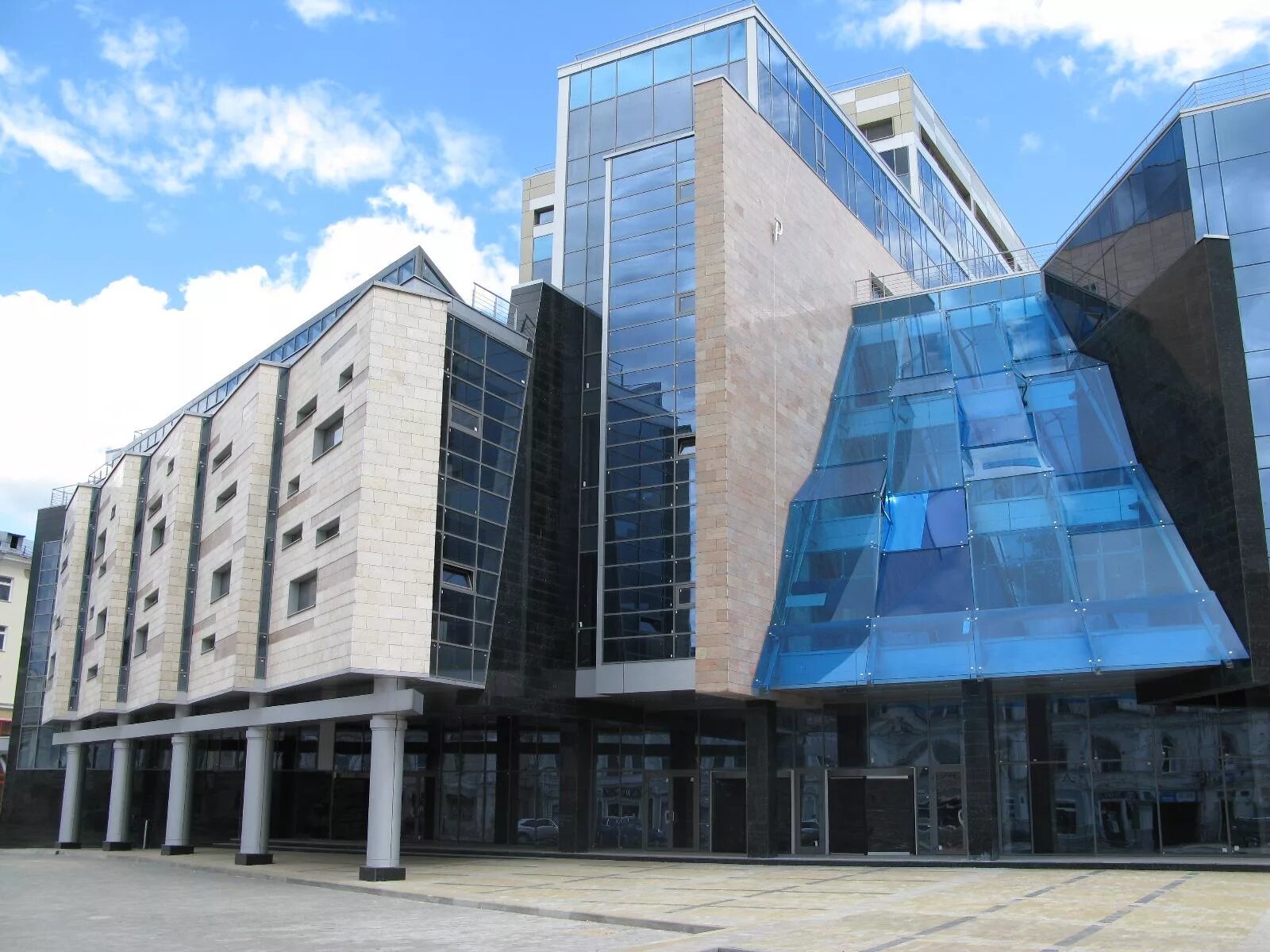 Лобачевский plaza нижний новгород. Тц лобачевский плаза. Тц лобачевский плаза. Лобачевский плаза нижний новгород. Алексеевская, 10/16, бц «лобачевский plaza».