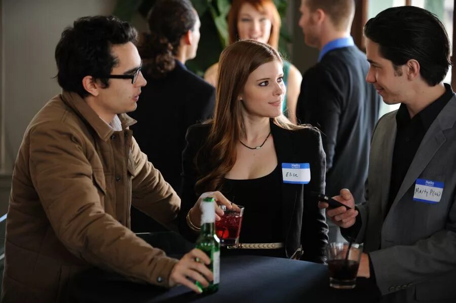 ютуб 10 лет спустя. оскар айзек и кейт мара. 10 лет спустя 2011. 10 лет спустя фильм 2018. 10 лет спустя клип.