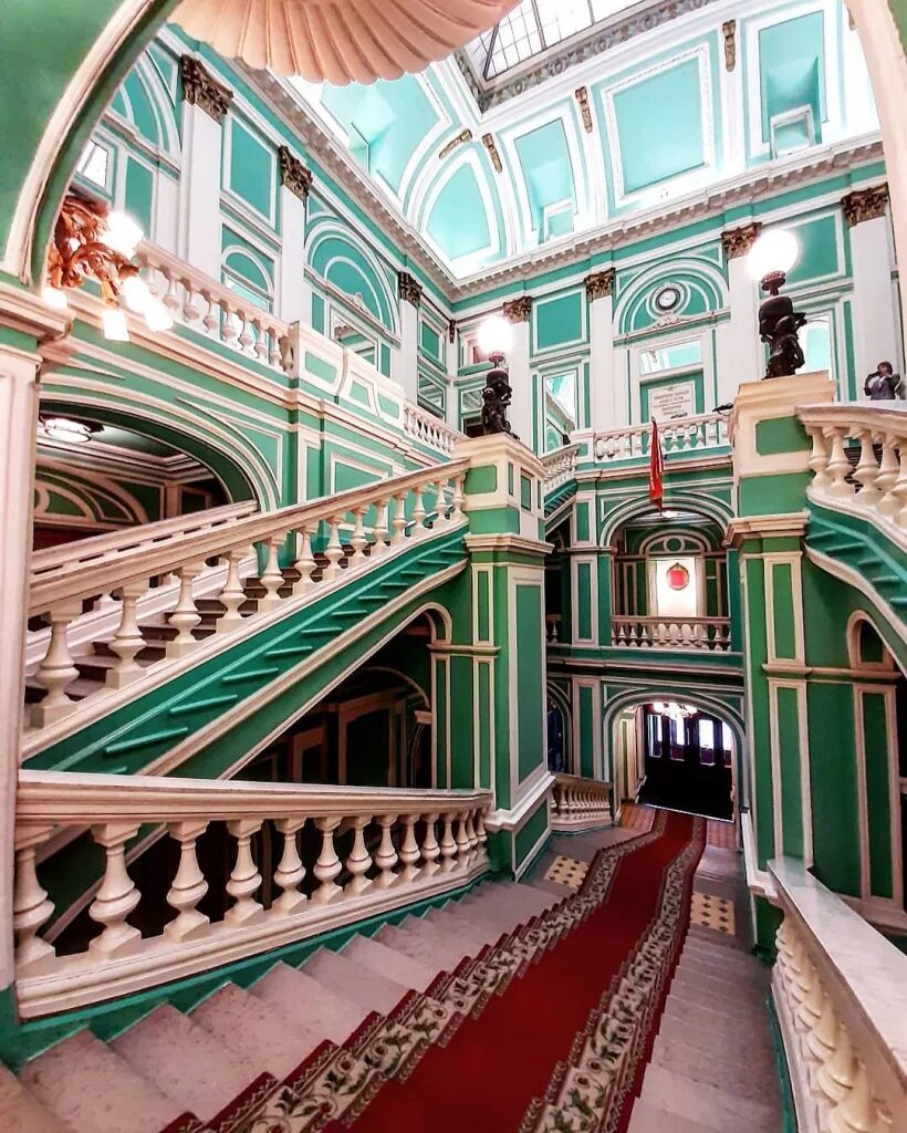 Музей дворянского собрания фото кострома. Музей дворянское собрание кострома. Здание дворянского собрания кострома. Дом офицеров кронштадт. Парадное собрание.