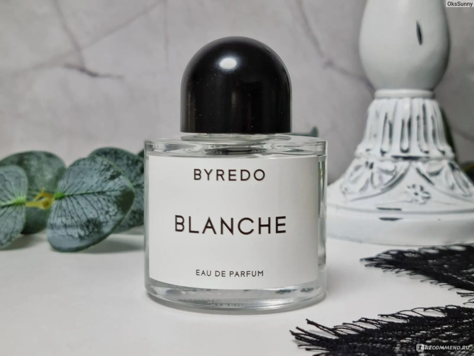 Аромат blanche byredo. Бланш духи Буредо. Духи Байредо Бланше. Парфюм Бланш от Байредо. Байредо Бланш духи женские.