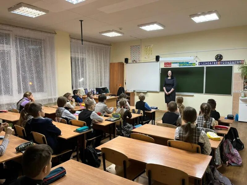 Школа 5 петрозаводск. 11 школа петрозаводск. Кадетская форма школа 5 петрозаводск. 5 школа петрозаводск кадеты. Школа 3 петрозаводск.