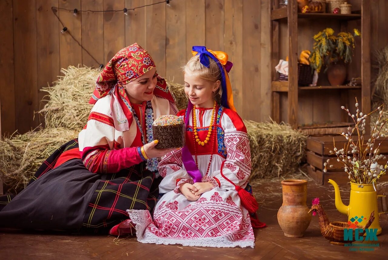 Мама и дети в национальных костюмах. Фотоконкурс мать и дитя в народных костюмах. Мама и дети в национальных костюмах 2023. Мама и дети в национальных костюмах фотоконкурс