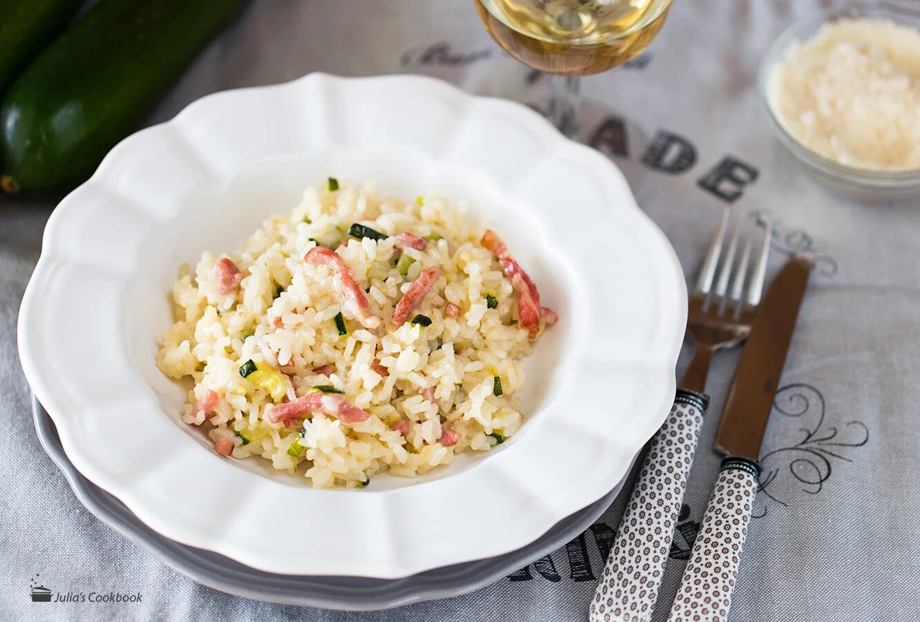 рецепт ризотто с сыром и сливками. рецепт ризотто с сыром и сливками. ризотто со сливками. сыр ризотто. рис для ризотто.